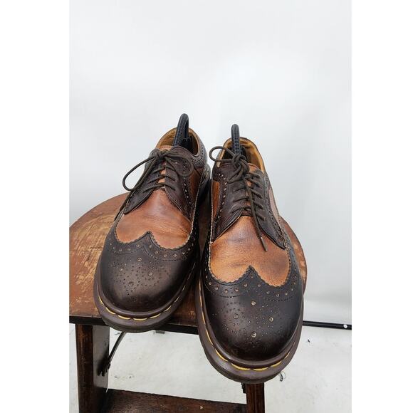 Vintage Dr. Martens 3989 Brogue Oxford Wingtip Made‎ In England Mens Size 9 L10